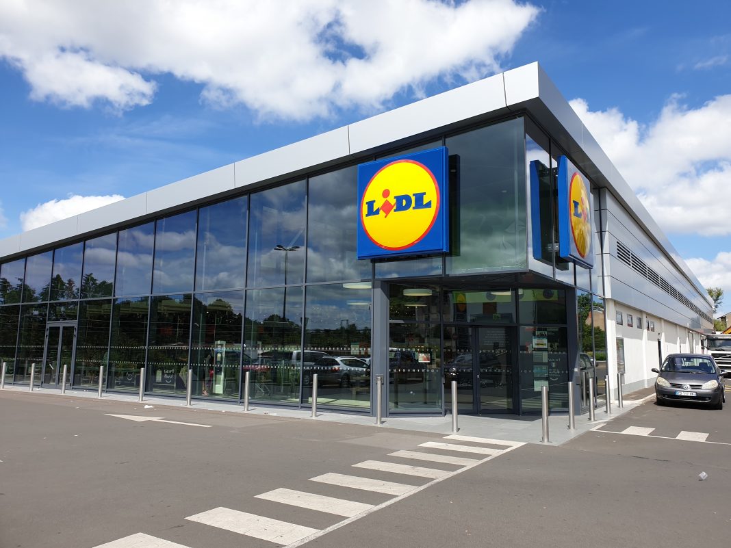 Sklep Lidl w Vichy (Francja) przy al. Poincaré