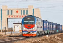 Czy Chiny czają się do skoku?