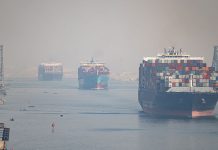 Powrót do Kanału Sueskiego